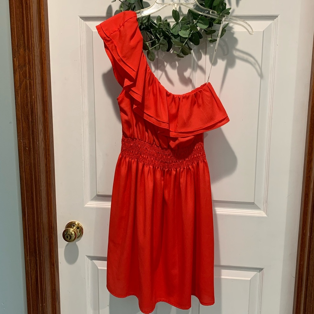 XXI red one shoulder ruffle dress, small